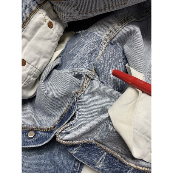 Vintage Levi's 501 Men's W30 L32 Classic Buttonfly Straight Leg Jeans Made '98 - Picture 8 of 12
